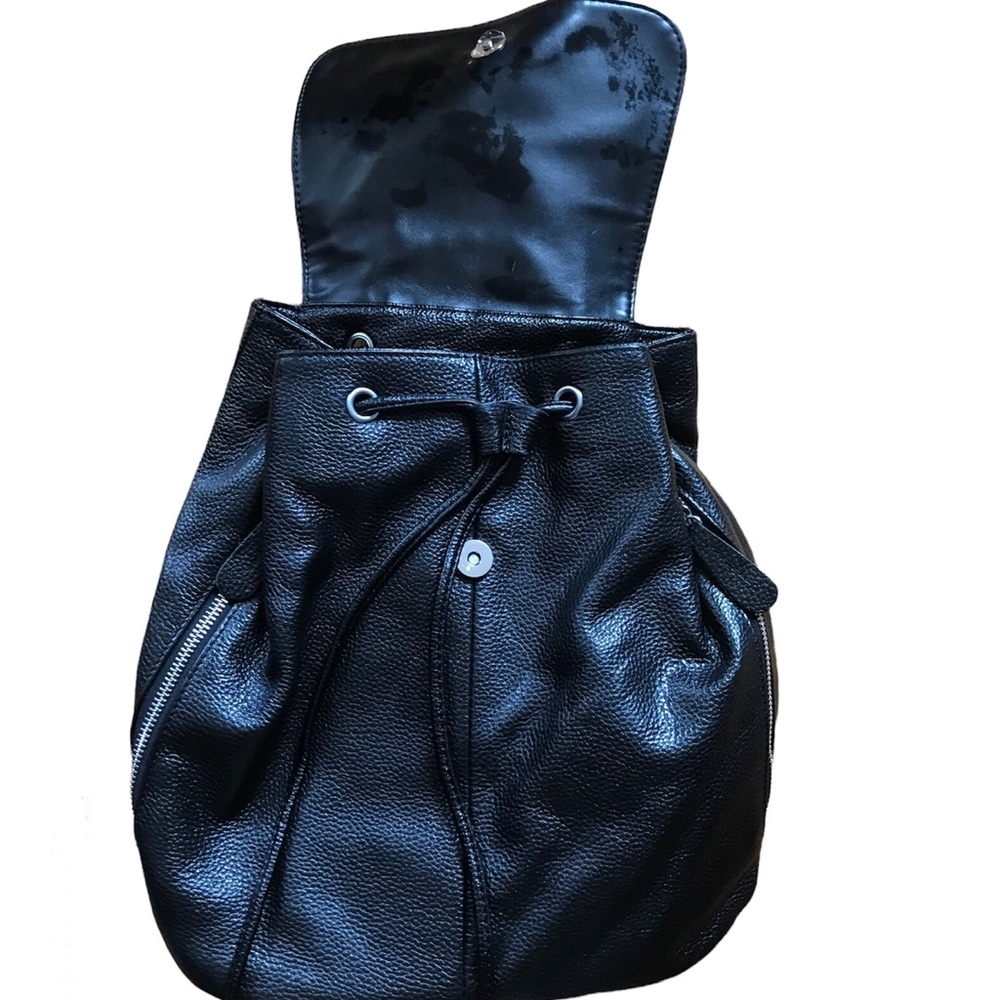 Pebble Leather Backpack - image 3